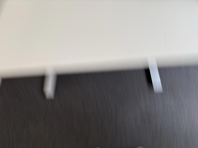 Höj- och sänkbart skrivbord