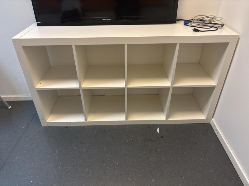 Bokhylla/bänk Ikea