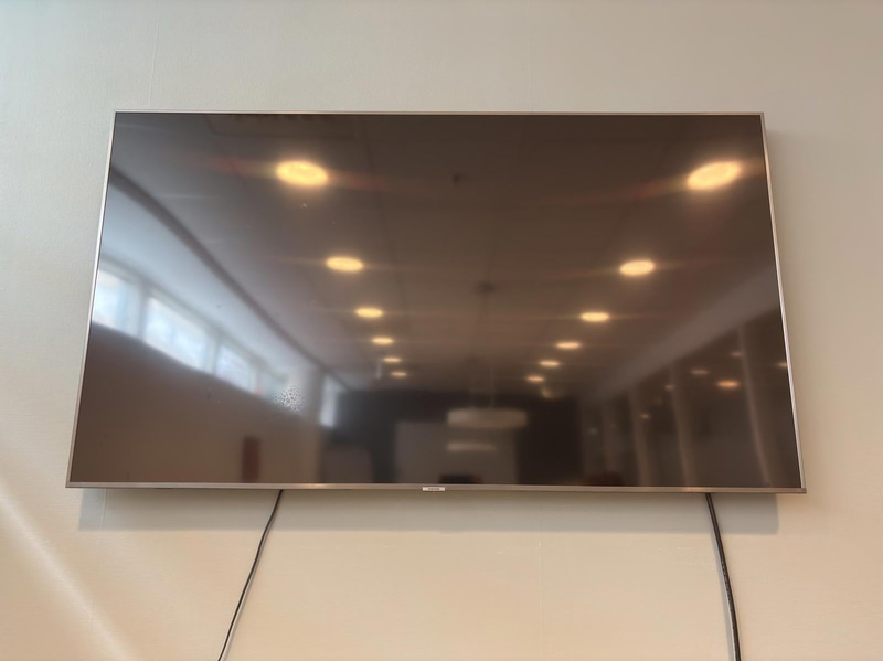 TV Samsung TU715 65 tum 4K