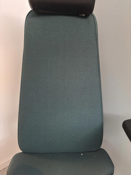 Höj-och sänkbart skrivbord Martell, inkl. kontorsstol