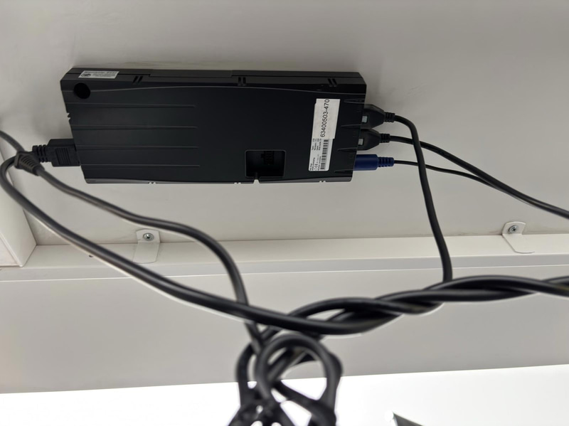 Höj- och sänkbart skrivbord, inkl. kontorsstol Mio Porter