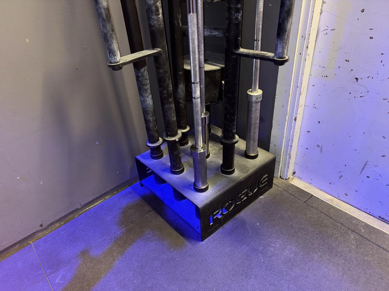 Rack incl. assorted bars, various lengths/weights