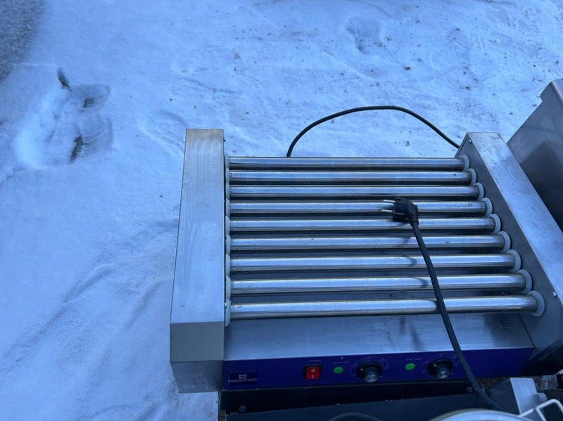 Mastro hot dog roller grill, 9 rollers, 1350 W