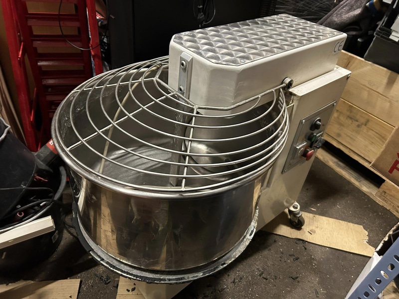 Bottene KG44 R2V Dough Mixer, 2004