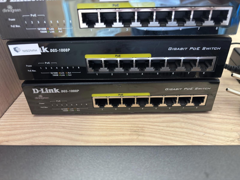 Lot of assorted network switches