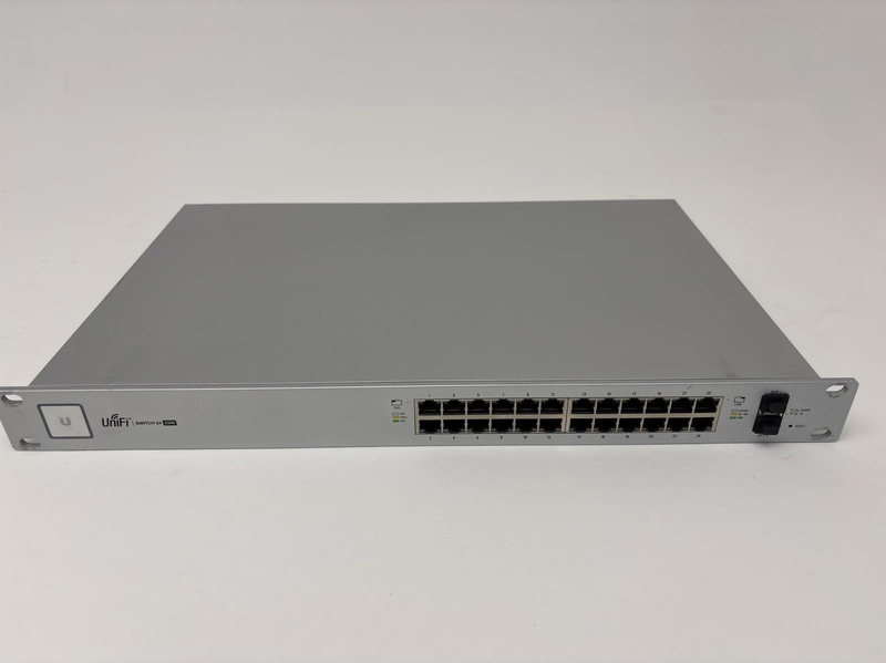 Switch Ubiquiti US-24-250W 24-port