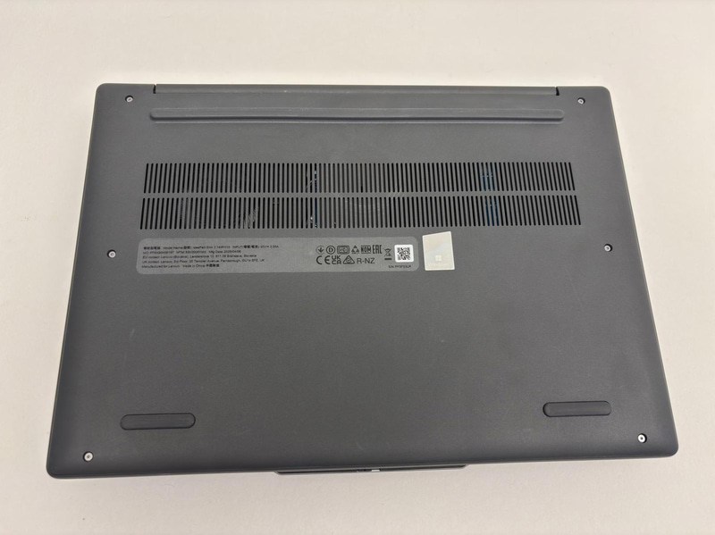Bärbar dator Lenovo IdeaPad Slim 3 14IRH10