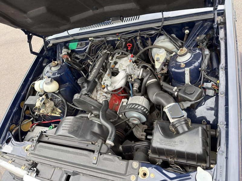 Veteranbil Volvo 744-883 GL/E-PKT -1989 | 8100 mil