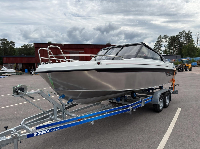 Motorboat Yamarin Cross 62 BR | Yamaha F150 | Only 56 hrs | Aluminium Hull