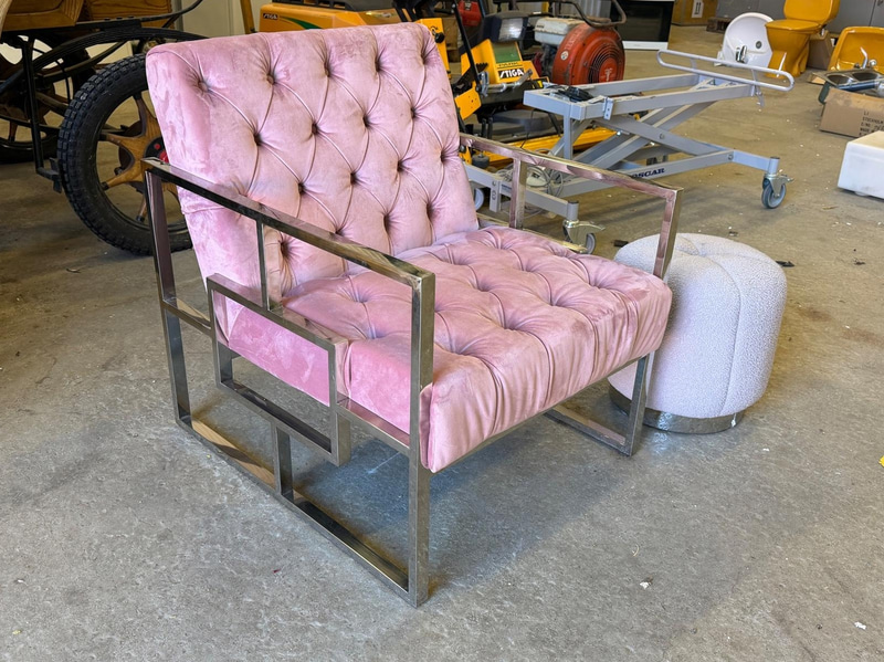Fåtölj med fotpall, rosa/ grå
