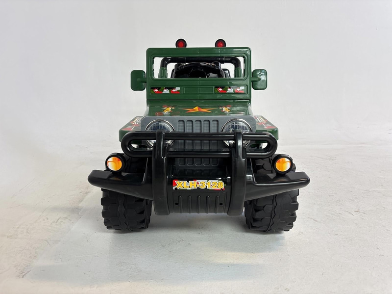 Eldriven leksaksbil, Militärjeep, grön