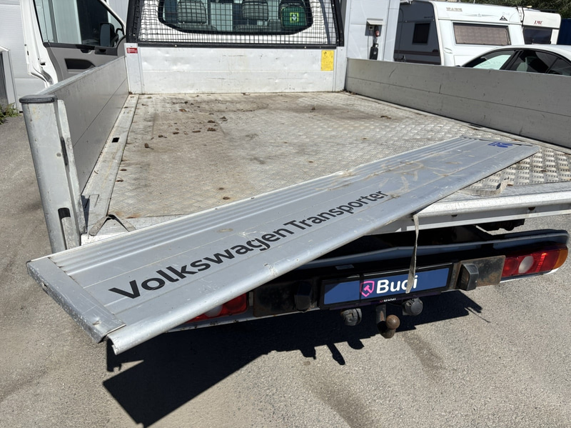 Volkswagen Transporter 2.0 TDI Flatbed Truck - 2011 | Tipper