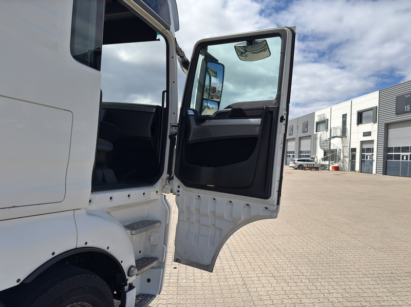 Tractor unit MAN TGX 28.480 6X2-2 -2016