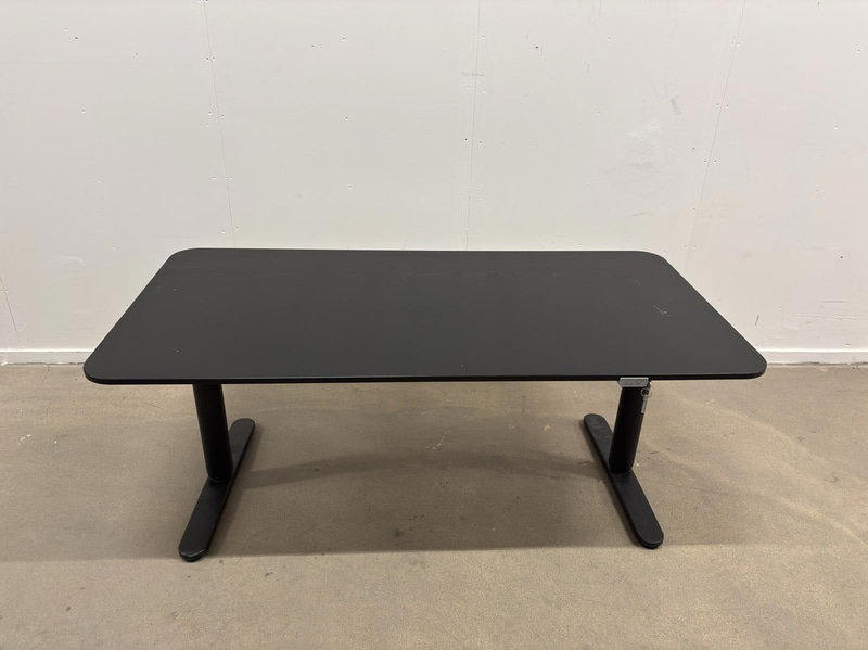 Höj- och sänkbart Skrivbord Ikea Bekant