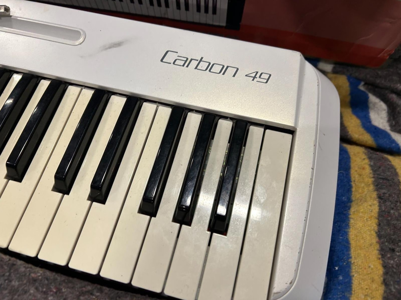 Yamaha Carbon 49 MIDI Keyboard