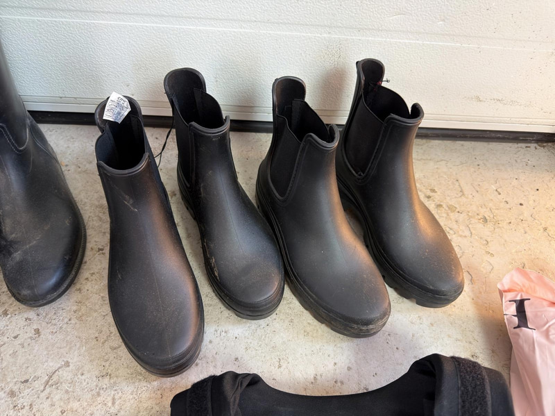 Equestrian equipment, helmet, etc.