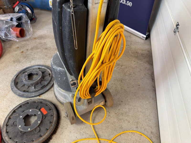 Nilfisk FM400 D Floor Machine, 230V