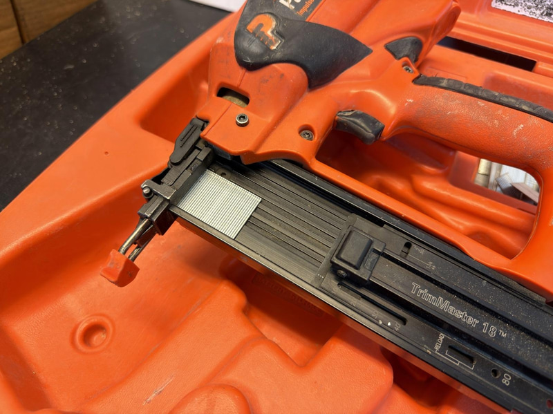 Paslode IM50 F18 Nail Gun