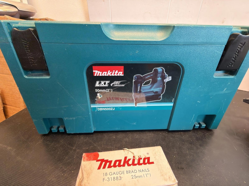 Spikpistol Makita DBN500ZJ, 18V LXT