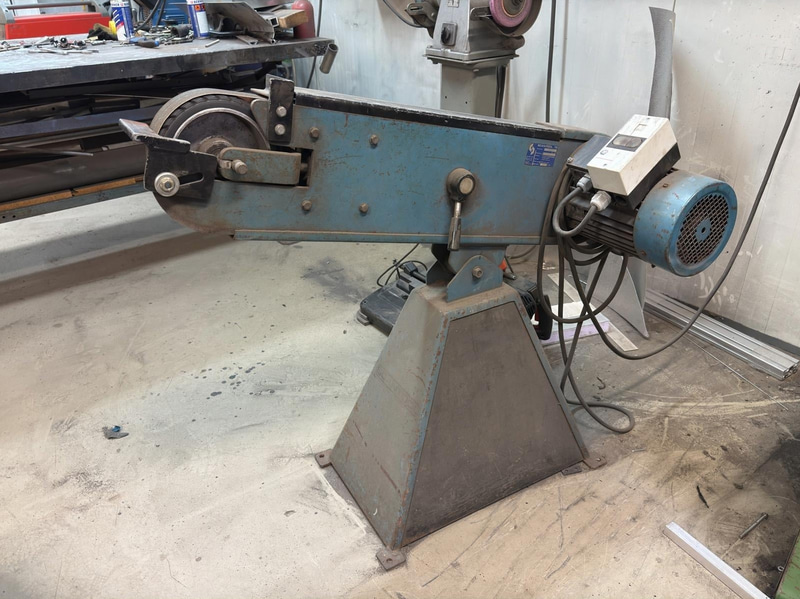 Scantool S75-2250 Belt Sander