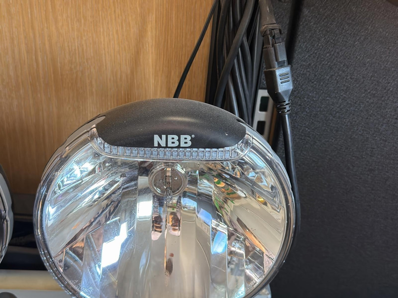 Extraljus NBB, 2 st