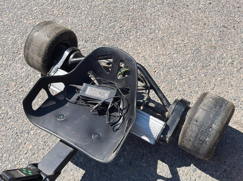 2 st trehjuliga driftcyklar, batteridrivna, FIIK Drifter
