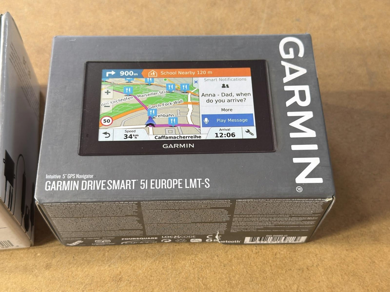 Garmin-paket - GPS och backkamera
