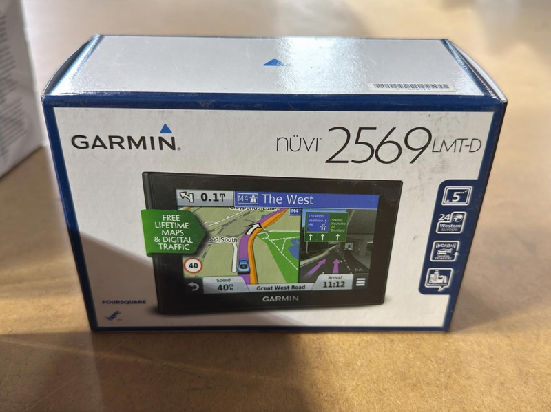 Garmin-paket - 2 st GPS samt backkamera