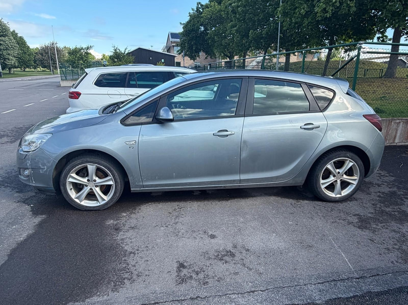 Opel Astra 1.4 Turbo -2010