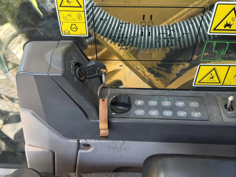 Tracked excavator Cat 324EL | 4 attachments | 2012
