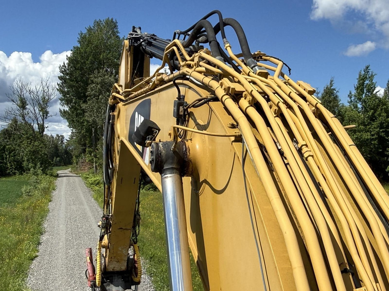 Tracked excavator Cat 324EL | 4 attachments | 2012