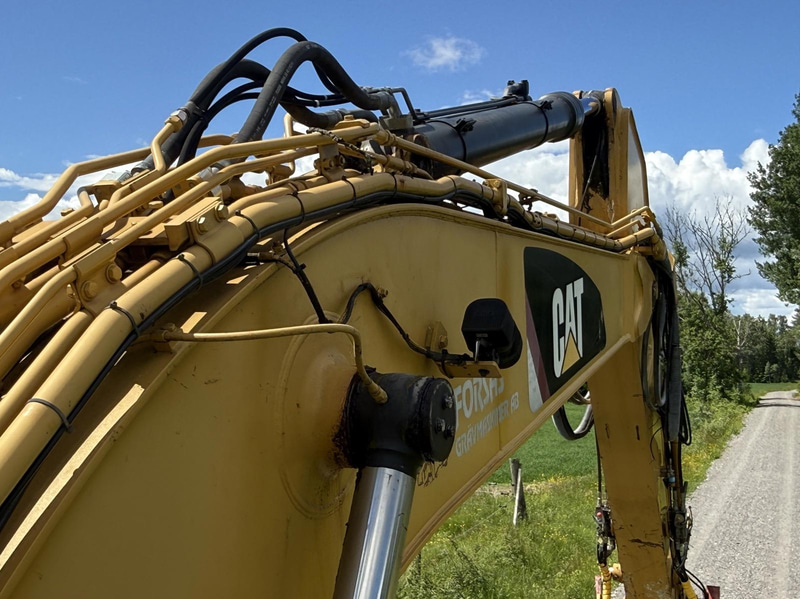 Tracked excavator Cat 324EL | 4 attachments | 2012