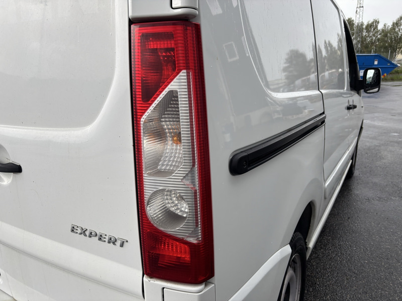 Skåpbil Peugeot Expert Panel Van 1.2t 2.0 HDi -2016