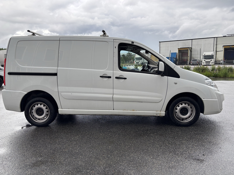 Skåpbil Peugeot Expert Panel Van 1.2t 2.0 HDi -2016