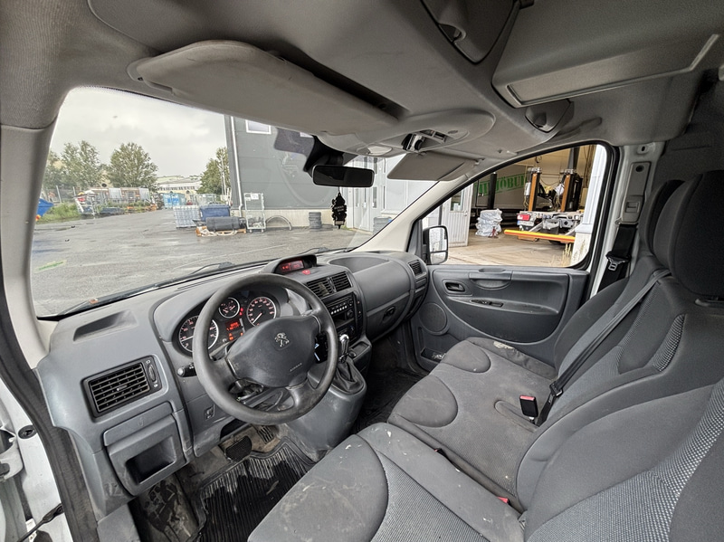 Skåpbil Peugeot Expert Panel Van 1.2t 2.0 HDi -2016