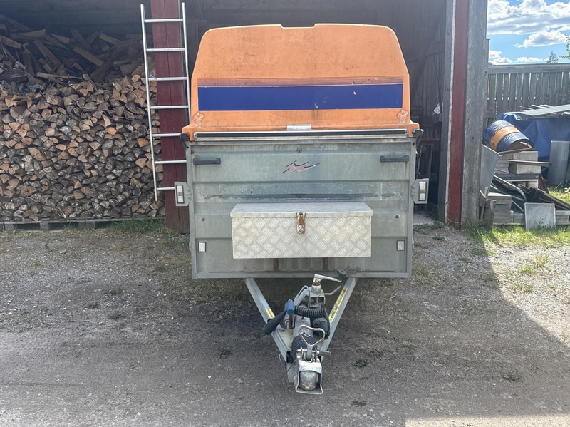 Släpvagn Trailergruppen LV1000 - Defekt axel - 1998