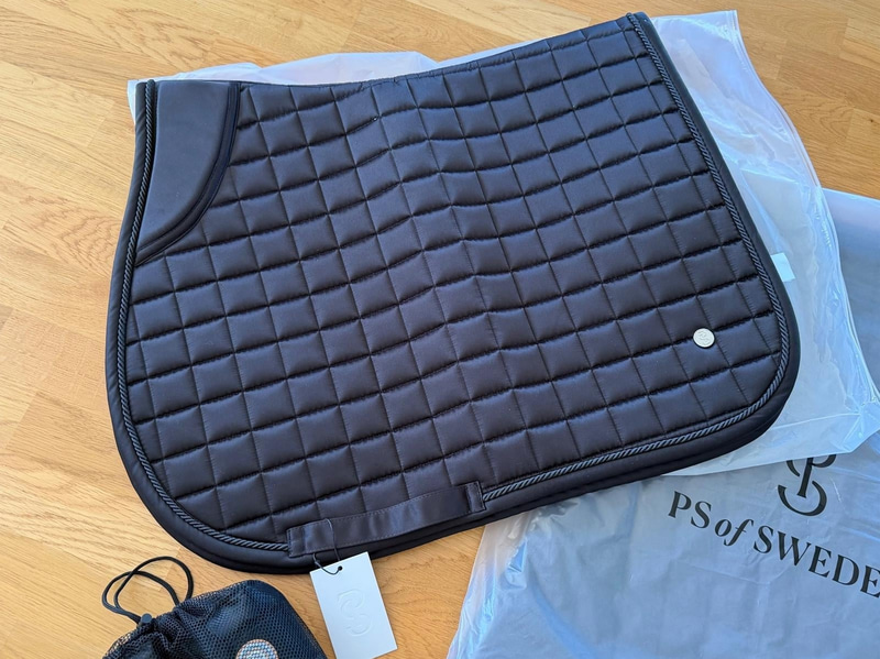 Riding accessories from Hansbo Sport/PS of Sweden, incl. 2 saddle pads