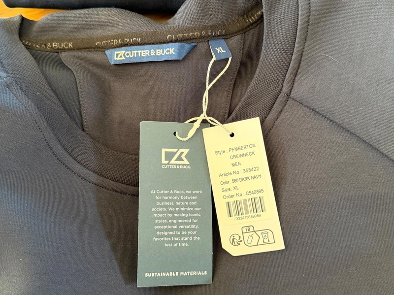 2 softshell jackets and 2 sweaters, Clique/Cutter & Buck
