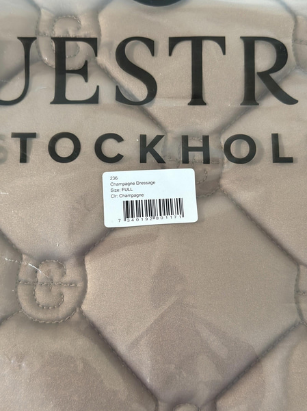 Dressage saddle pad, leg wraps and ear bonnet, Equestrian Stockholm, champagne