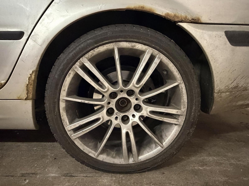 BMW 320 TOURING MJ00 -2000 | Reparations / reservdelsobjekt