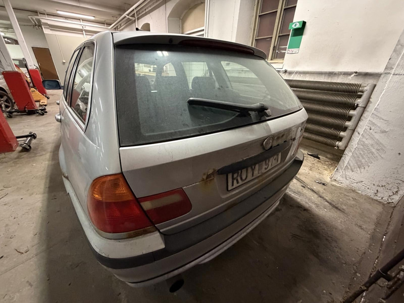 BMW 320 TOURING MJ00 -2000 | Reparations / reservdelsobjekt