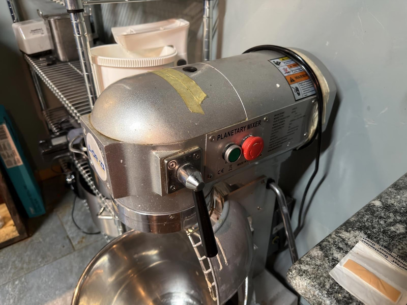 Adexa B20-B Dough Mixer, 20 L, 1100 W