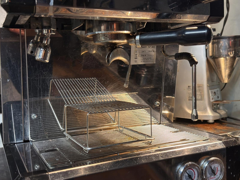 Espressomaskin Conti inkl. Kvarn m.m.