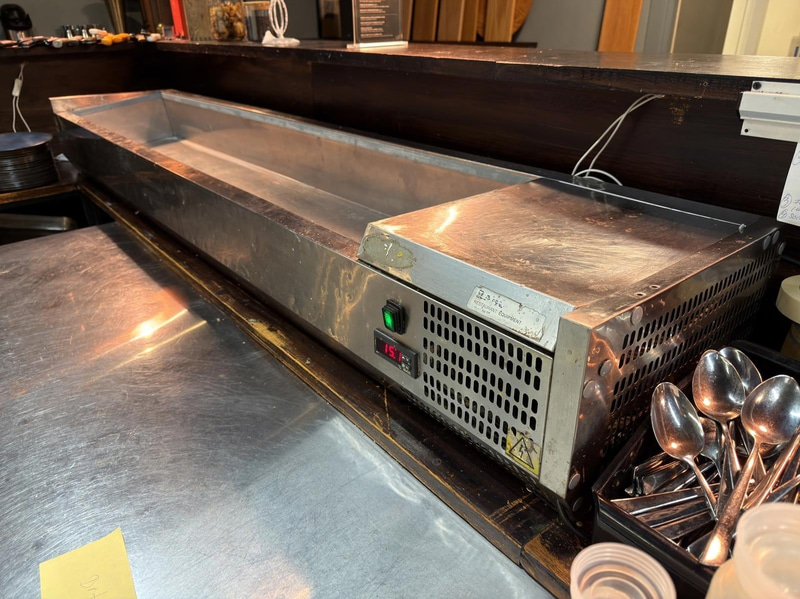 2 refrigerated wells