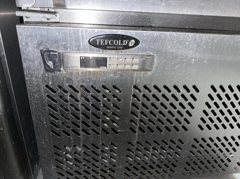 Kylskåp Tefcold BLC10, 10 plåtar - FUNGERAR EJ