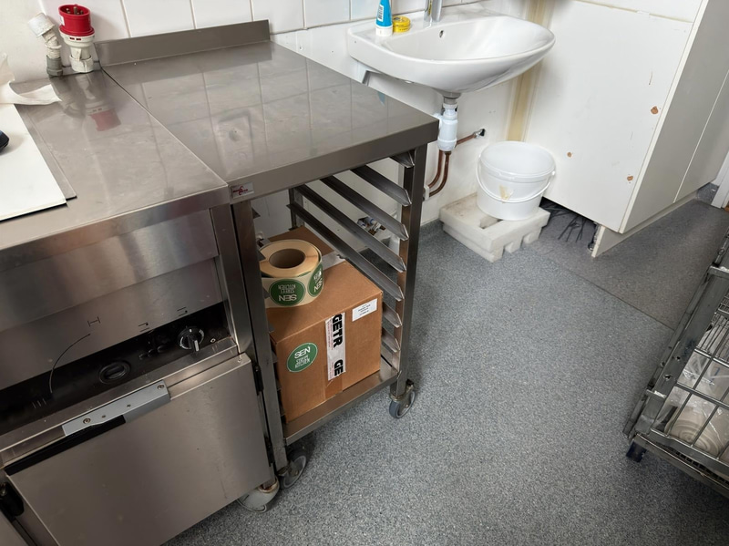 Stainless steel tray rack on wheels