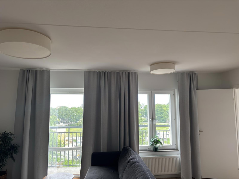 Contents of a fully furnished three-room apartment - see all images for full contents