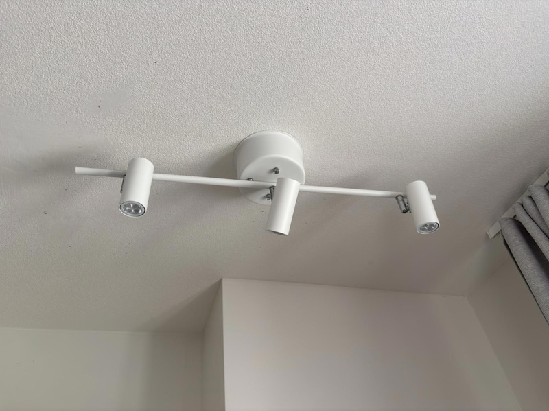 Contents of a fully furnished four-room apartment - see all images for full contents