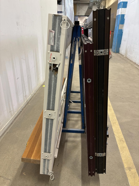 Lot of doors and windows