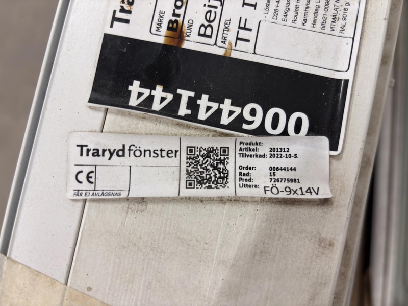 3 Traryd windows, different sizes